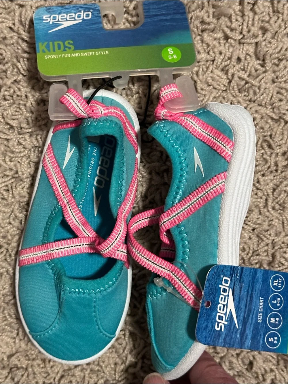 SPEEDO Toddler size 5-6 SMALL Water Pool Mesh Elastic Slip-On Shoes NEW